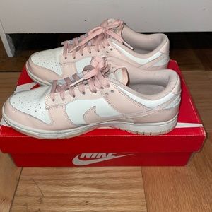 Pink and white Dunks Women size 9.5